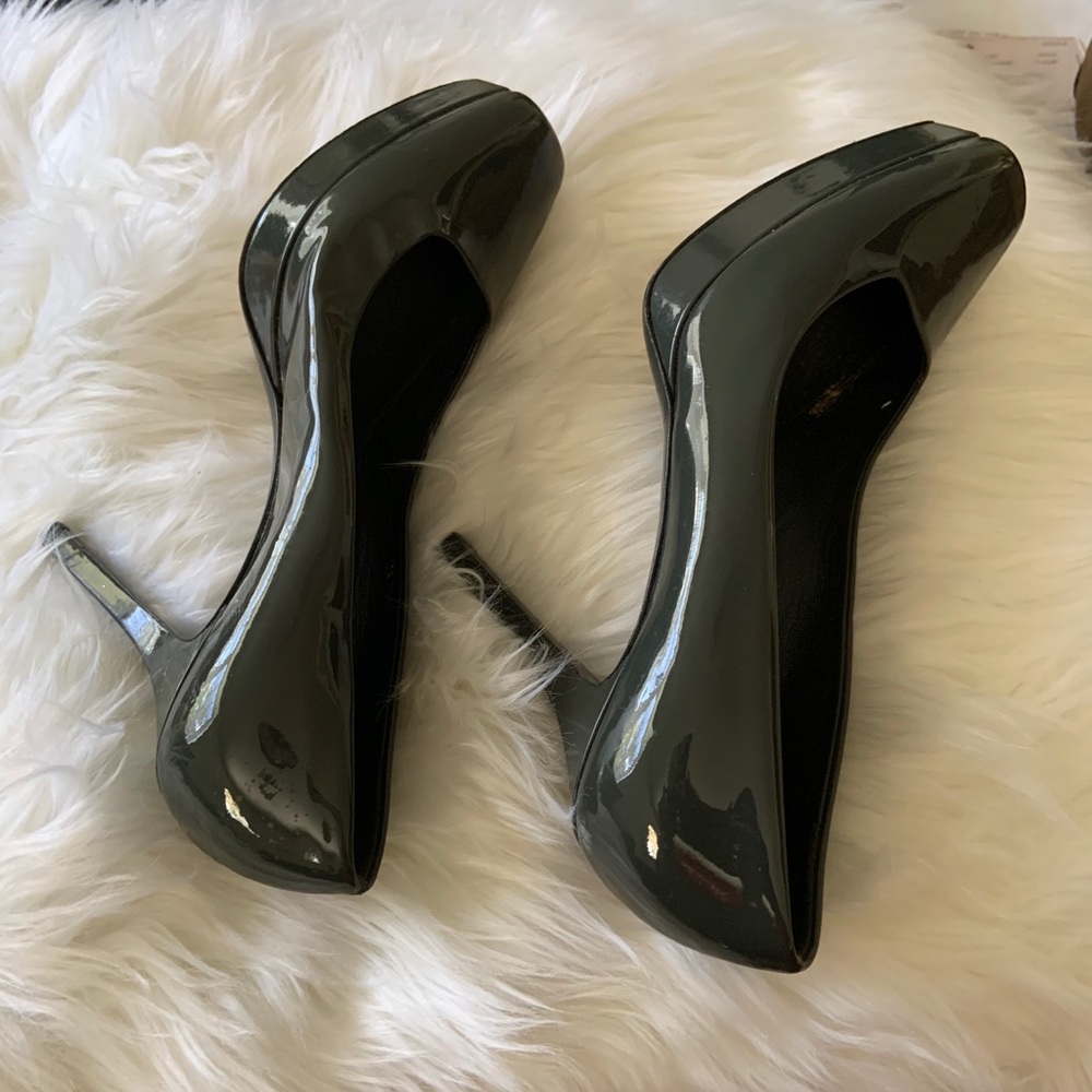 Gucci high heel shoes